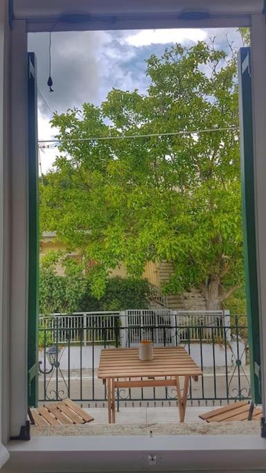 Karydia Apartments 4 Pers Lazarata Екстер'єр фото