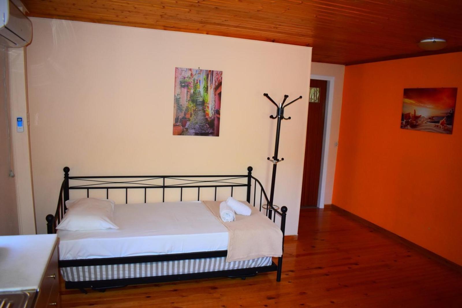 Karydia Apartments 4 Pers Lazarata Екстер'єр фото